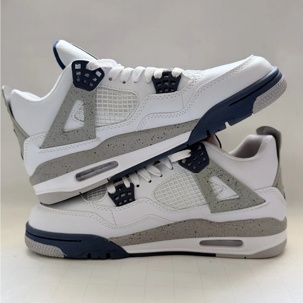 Jordan Men's White, Gray & Navy Retro Sneakers - Picture 5 of 6